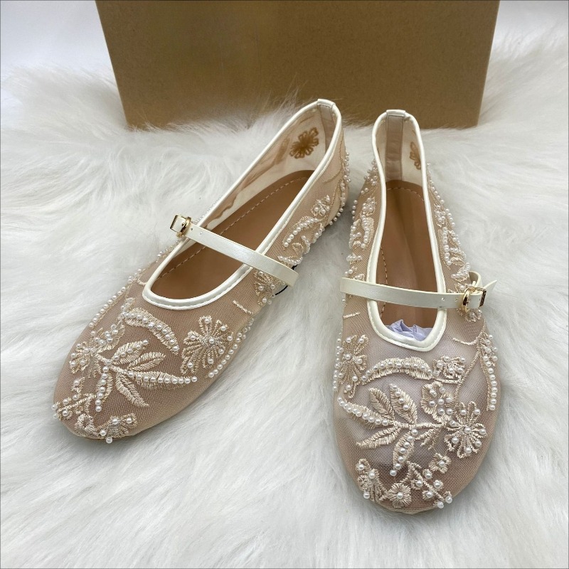 Embroidery Design Free - Örgü Nakışlı Boncuklu Kadın Bale Babetleri