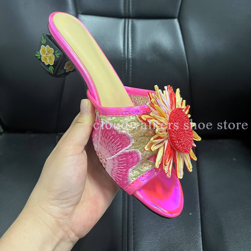 Yanardöner İşlemeli Üst Kısım  - Embroidery Design Free incelemesi ve fiyatı
