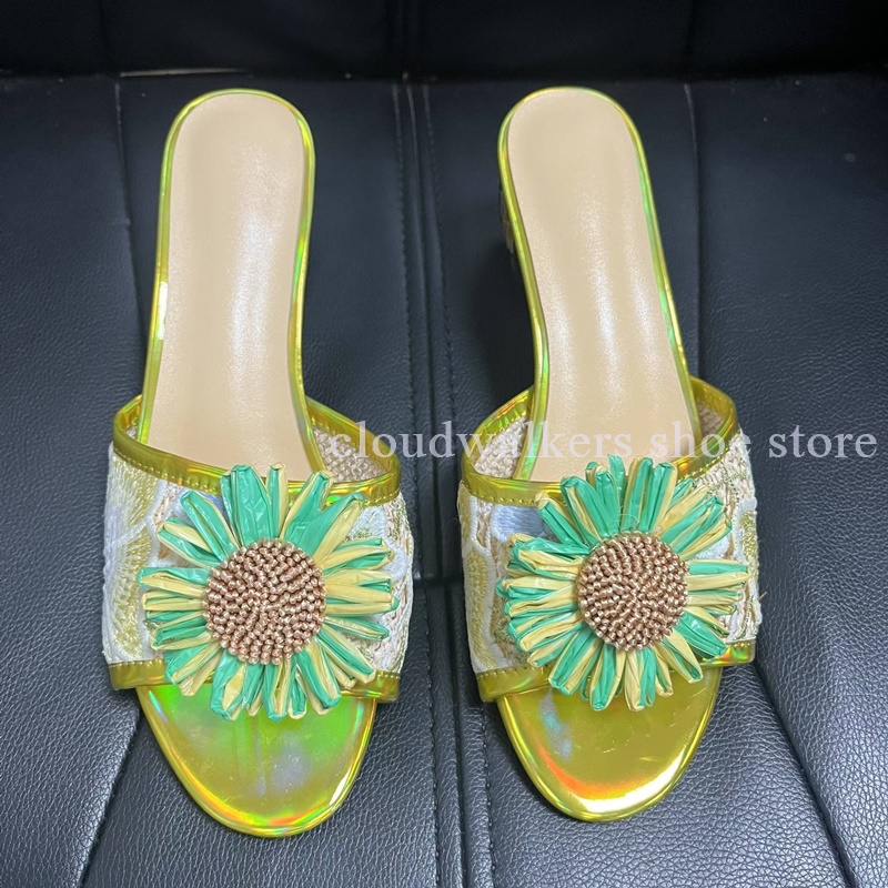 Yanardöner İşlemeli Üst Kısım  - Embroidery Design Free incelemesi ve fiyatı